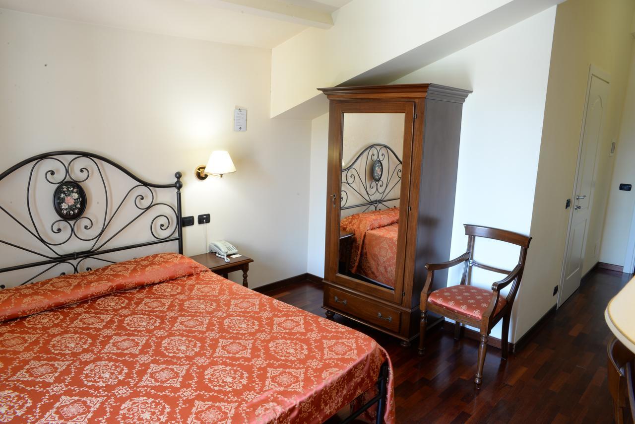 Villa Chiara Hotel Canelli Eksteriør billede