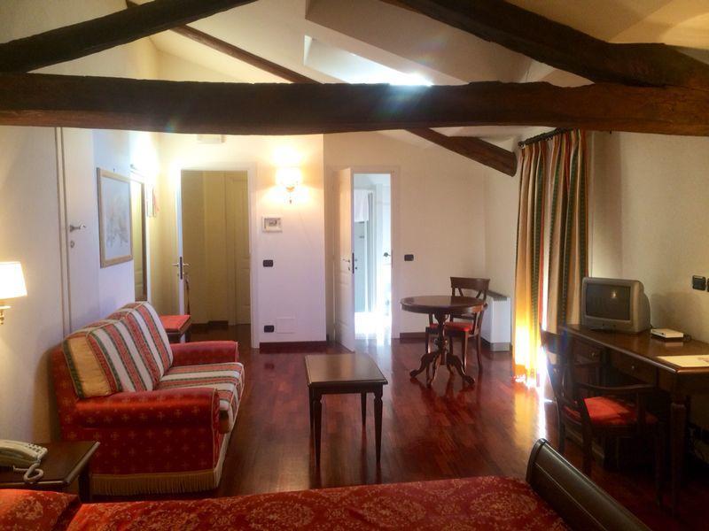Villa Chiara Hotel Canelli Eksteriør billede